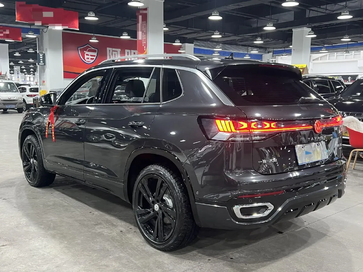 2024 Volkswagen Tayron 2.0T 220HP L4 7DCT,autocango,china used car exporter,china ev exporter,chinese used car exporter,chinese used ev exporter