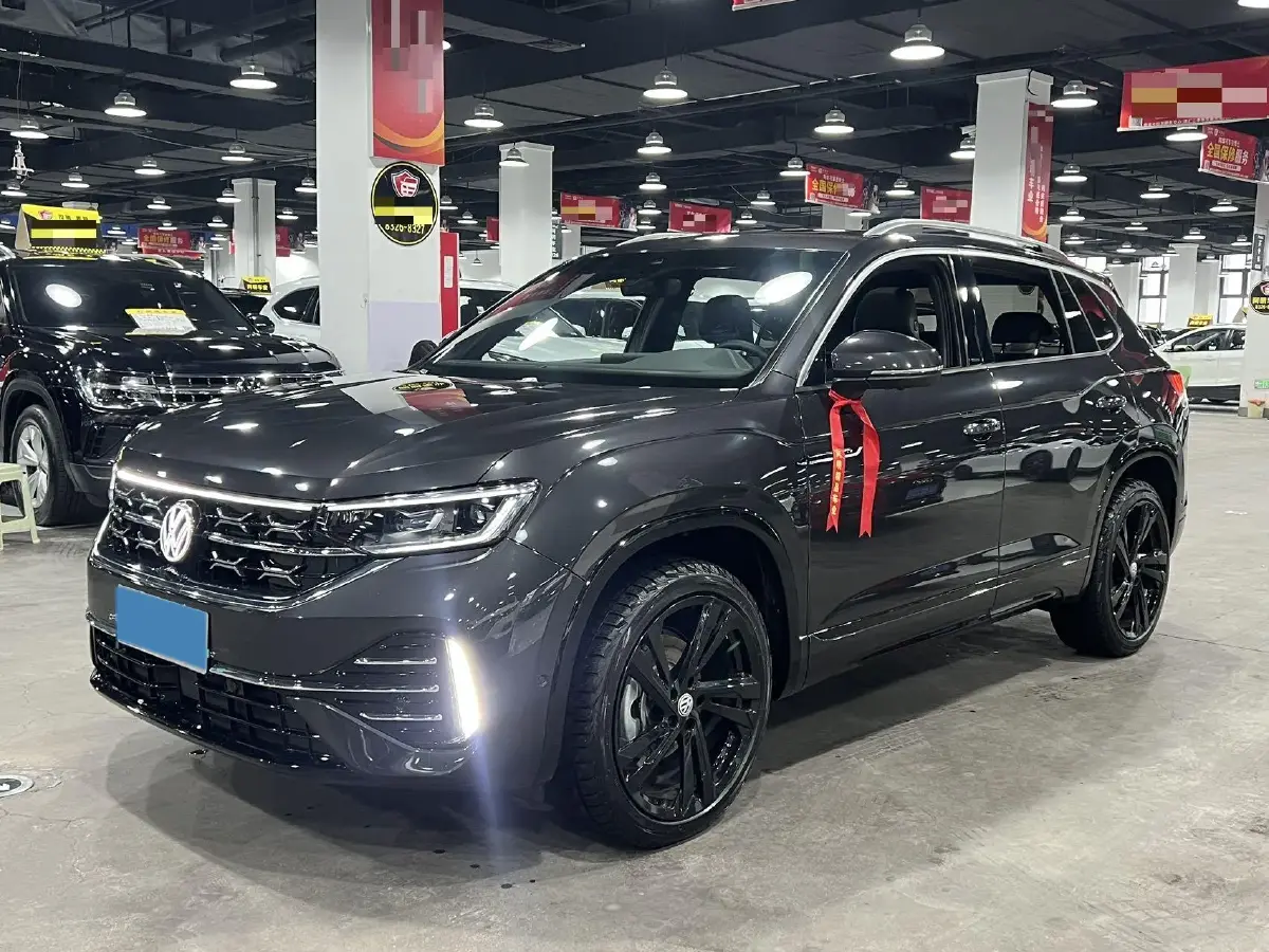 2024 Volkswagen Tayron 2.0T 220HP L4 7DCT