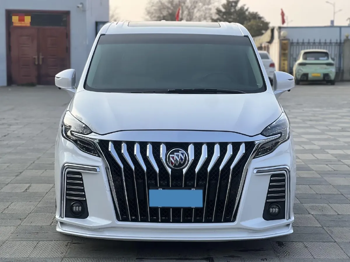 2022 Buick GL8 2.0T 237HP L4 9AT,autocango,china used car exporter,china ev exporter,chinese used car exporter,chinese used ev exporter