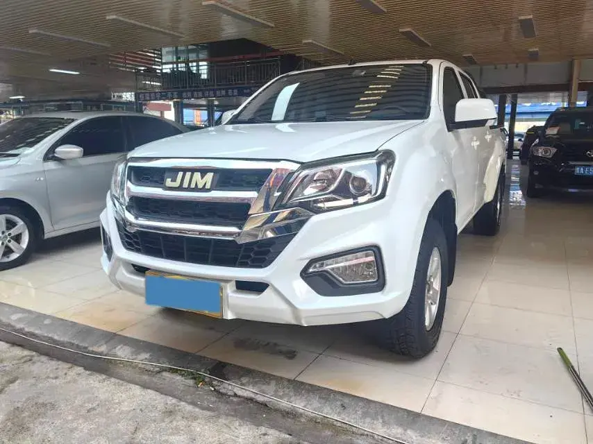 2022 Isuzu RE-MAX Jim 2.8T 120HP L4 5MT