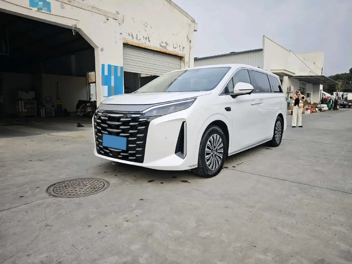 2025 BYD Xia 1.5T 156HP L4 E-CVT PHEV 36.6KWH