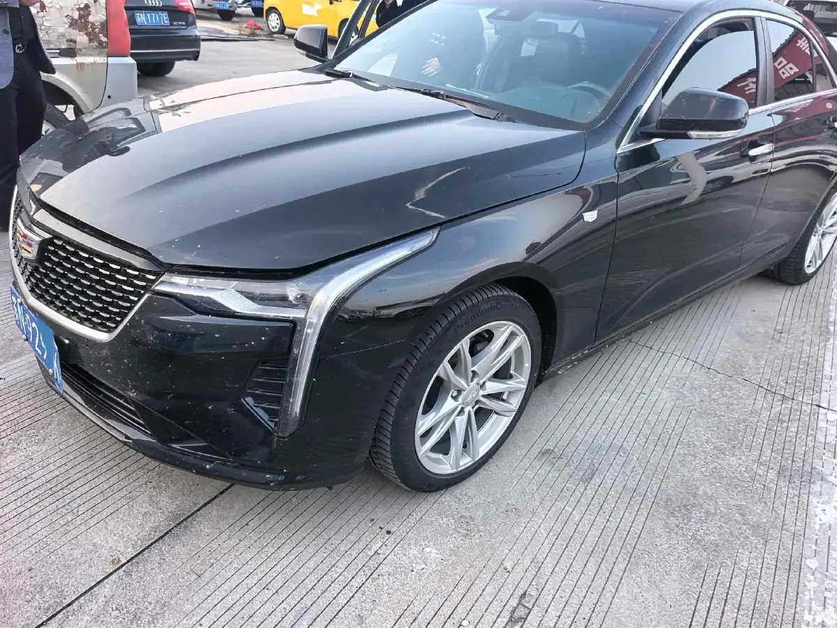 2023 Cadillac CT4 1.5T 211HP L4 8AT