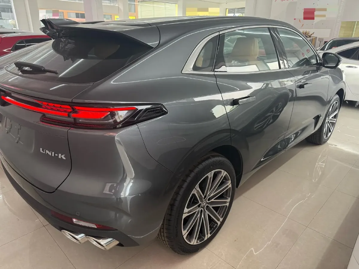 2024 ChangAn UNI-K 2.0T 233HP L4 8AT,autocango,china used car exporter,china ev exporter,chinese used car exporter,chinese used ev exporter