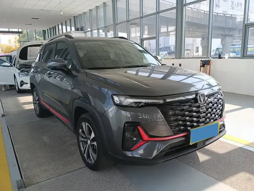 2023 ChangAn CS35 Plus 1.4T 160HP L4 7DCT,autocango,china used car exporter,china ev exporter,chinese used car exporter,chinese used ev exporter