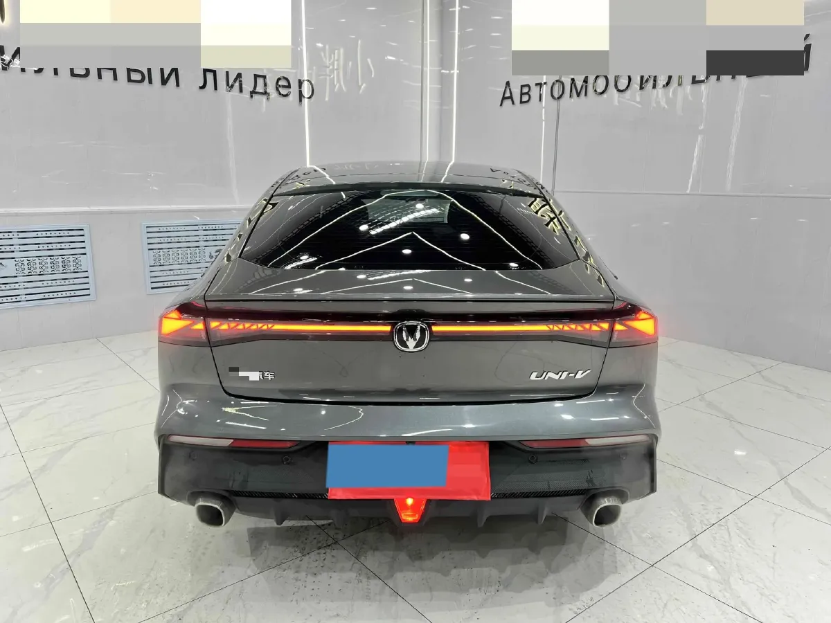2022 ChangAn UNI-V 1.5T 188HP L4 7DCT,autocango,china used car exporter,china ev exporter,chinese used car exporter,chinese used ev exporter