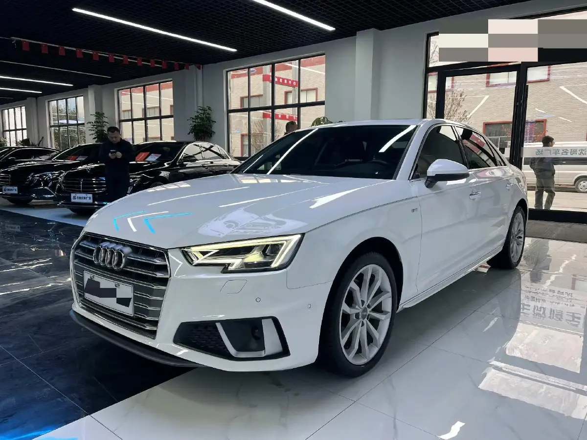 2019 Audi A4L 2.0T 190HP L4 7DCT