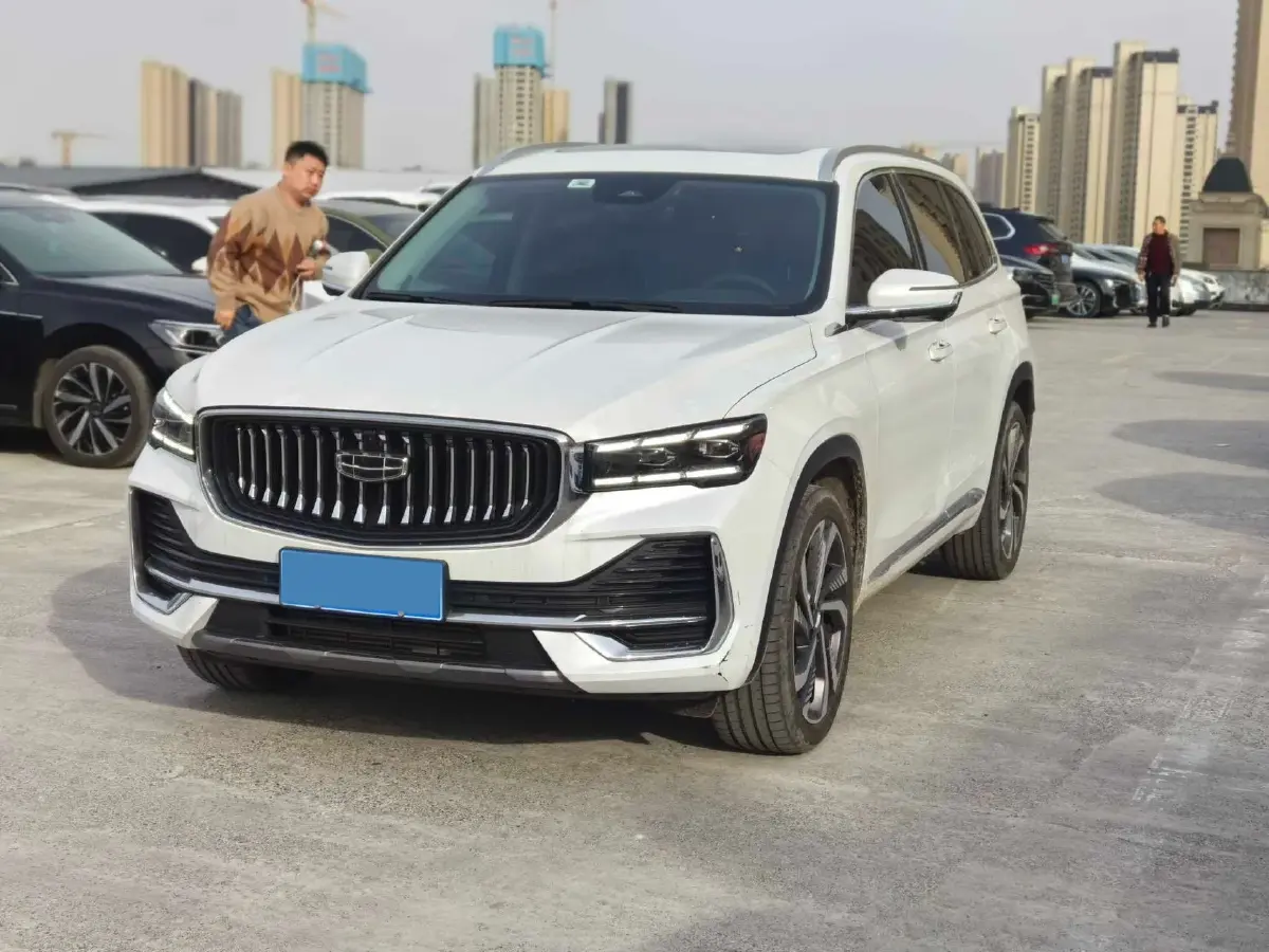 2023 Geely Monjaro 2.0T 238HP L4 8AT