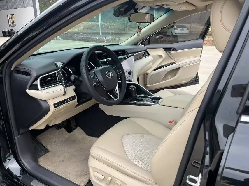 2019 Toyota Camry 2.5L 209HP L4 8AT,autocango,china used car exporter,china ev exporter,chinese used car exporter,chinese used ev exporter