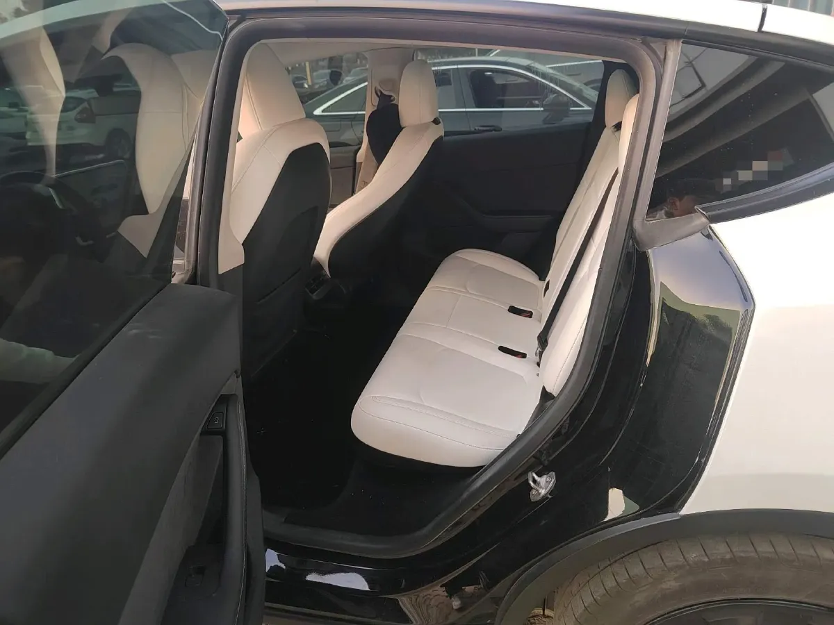 2022 Tesla Model Y BEV 60KWH,autocango,china used car exporter,china ev exporter,chinese used car exporter,chinese used ev exporter