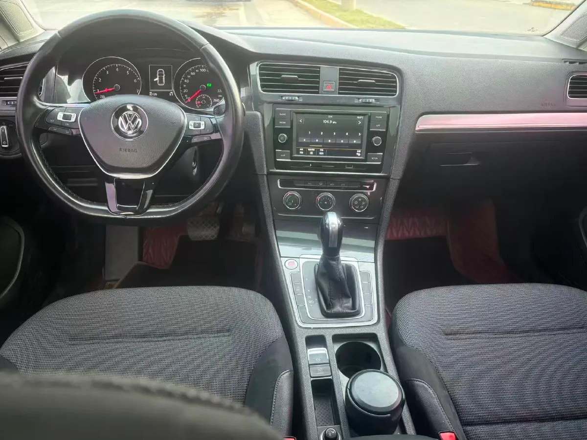 2018 Volkswagen Golf 1.4T 131HP L4 7DCT,autocango,china used car exporter,china ev exporter,chinese used car exporter,chinese used ev exporter