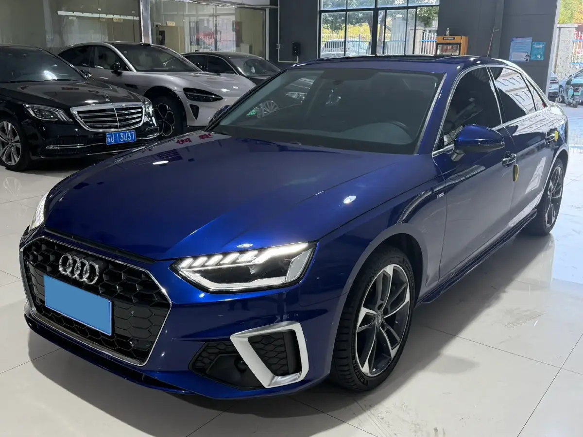 2020 Audi A4L 2.0T 190HP L4 7DCT