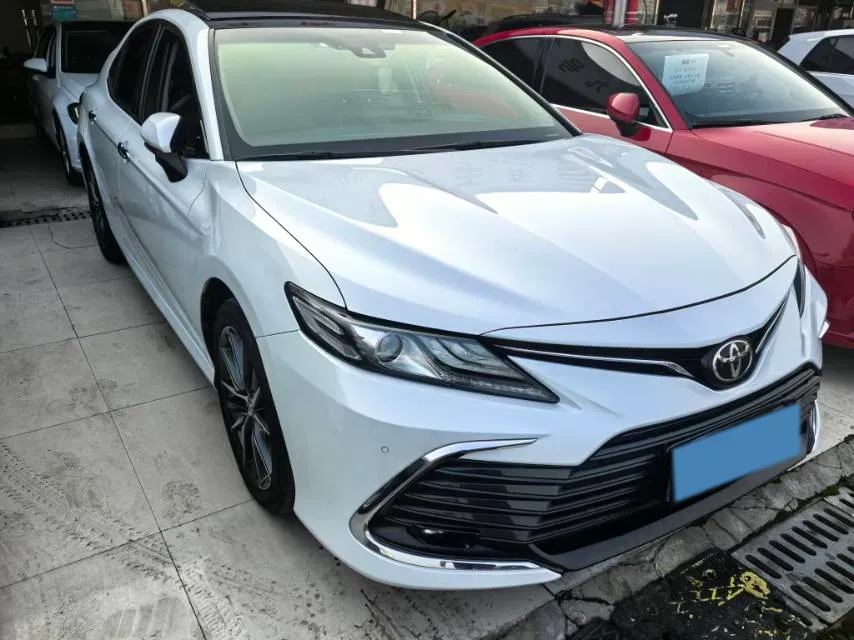 2021 Toyota Camry 2.5L 209HP L4 8AT,autocango,china used car exporter,china ev exporter,chinese used car exporter,chinese used ev exporter