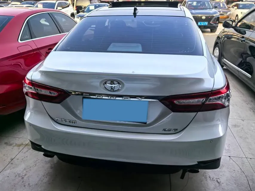 2021 Toyota Camry 2.5L 209HP L4 8AT,autocango,china used car exporter,china ev exporter,chinese used car exporter,chinese used ev exporter