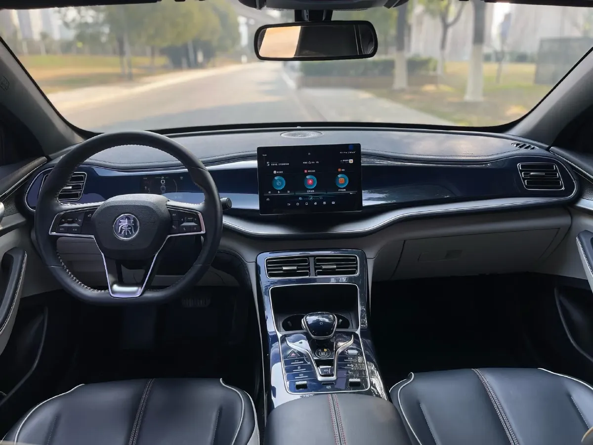 2021 Haval F7 1.5T 169HP L4 7DCT,autocango,china used car exporter,china ev exporter,chinese used car exporter,chinese used ev exporter