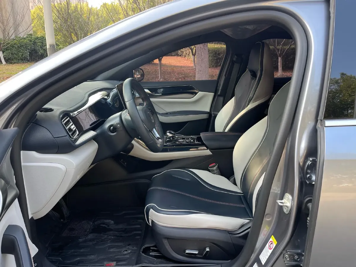 2021 Haval F7 1.5T 169HP L4 7DCT,autocango,china used car exporter,china ev exporter,chinese used car exporter,chinese used ev exporter