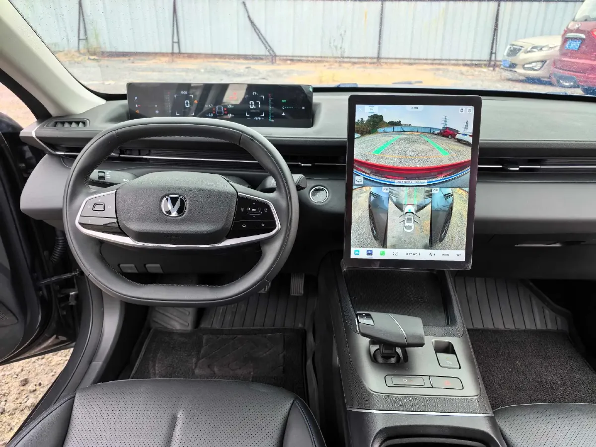 2023 ChangAn Lamore 1.5T 170HP L4 7DCT,autocango,china used car exporter,china ev exporter,chinese used car exporter,chinese used ev exporter