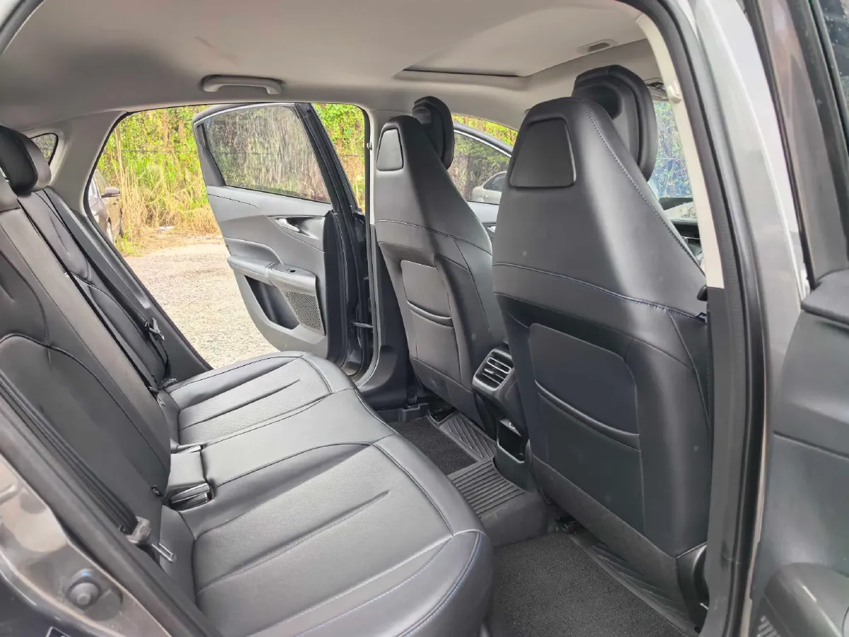 2023 ChangAn Lamore 1.5T 170HP L4 7DCT,autocango,china used car exporter,china ev exporter,chinese used car exporter,chinese used ev exporter