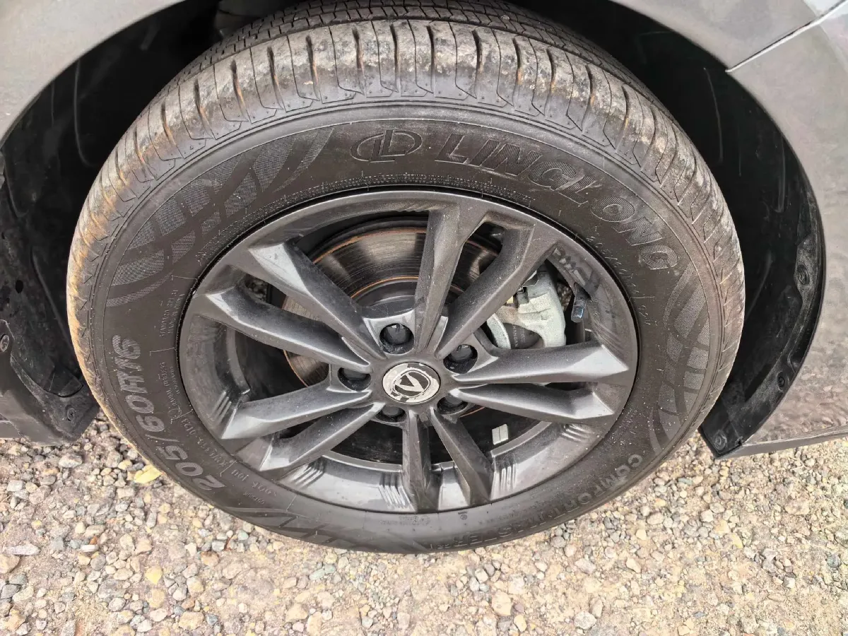 2023 ChangAn Lamore 1.5T 170HP L4 7DCT,autocango,china used car exporter,china ev exporter,chinese used car exporter,chinese used ev exporter