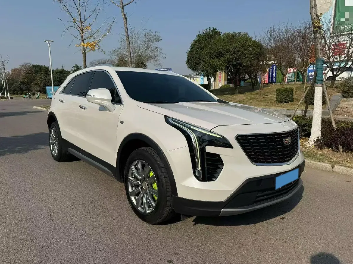 2020 Cadillac XT4 2.0T 241HP L4 9AT,autocango,china used car exporter,china ev exporter,chinese used car exporter,chinese used ev exporter