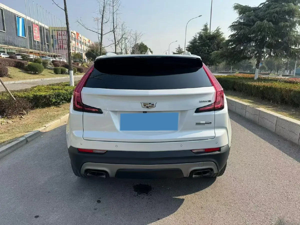 2020 Cadillac XT4 2.0T 241HP L4 9AT,autocango,china used car exporter,china ev exporter,chinese used car exporter,chinese used ev exporter