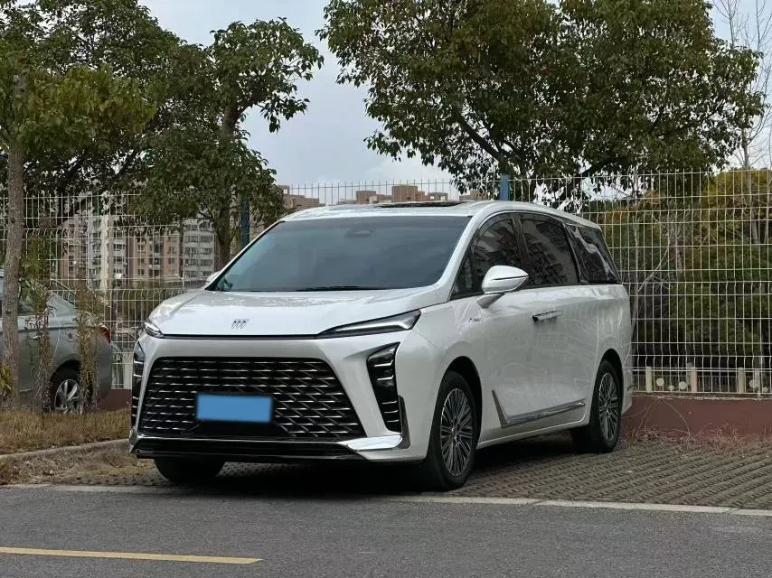 2024 Buick GL8 1.5T 180HP L4 2DHT PHEV 24.4KWH,autocango,china used car exporter,china ev exporter,chinese used car exporter,chinese used ev exporter