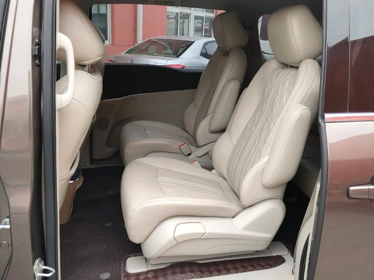 2021 Buick GL8 2.0T 237HP L4 9AT,autocango,china used car exporter,china ev exporter,chinese used car exporter,chinese used ev exporter