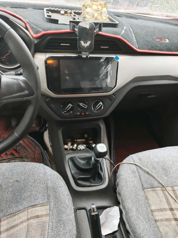 2021 Yema SiPaiKa 1.5L 109HP L4 5MT,autocango,china used car exporter,china ev exporter,chinese used car exporter,chinese used ev exporter