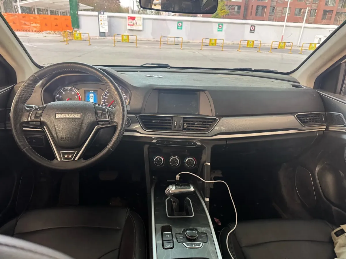 2018 Haval H6 1.5T 150HP L4 7DCT,autocango,china used car exporter,china ev exporter,chinese used car exporter,chinese used ev exporter