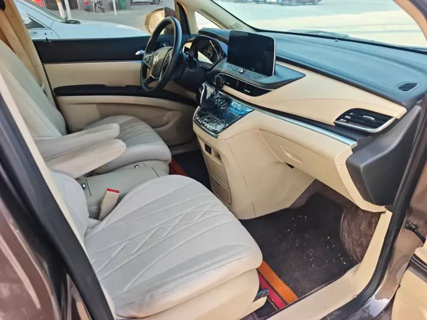 2023 Buick GL8 2.0T 237HP L4 9AT,autocango,china used car exporter,china ev exporter,chinese used car exporter,chinese used ev exporter