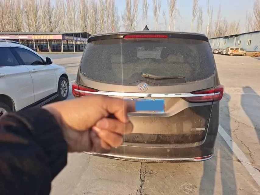 2023 Buick GL8 2.0T 237HP L4 9AT,autocango,china used car exporter,china ev exporter,chinese used car exporter,chinese used ev exporter