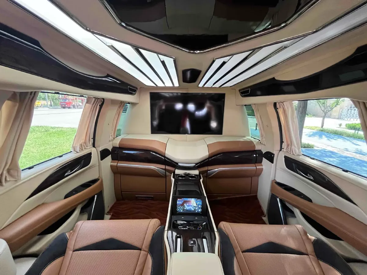 2018 Cadillac XT5 2.0T 250HP L4 8AT,autocango,china used car exporter,china ev exporter,chinese used car exporter,chinese used ev exporter