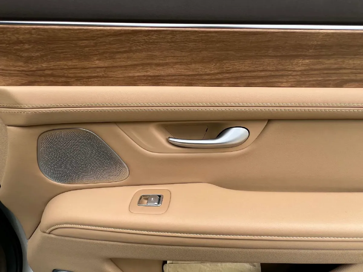 2023 Buick Larcosse 2.0T 237HP L4 9AT,autocango,china used car exporter,china ev exporter,chinese used car exporter,chinese used ev exporter