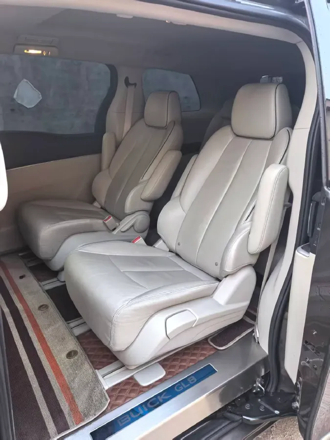 2021 Buick GL8 2.0T 237HP L4 9AT,autocango,china used car exporter,china ev exporter,chinese used car exporter,chinese used ev exporter