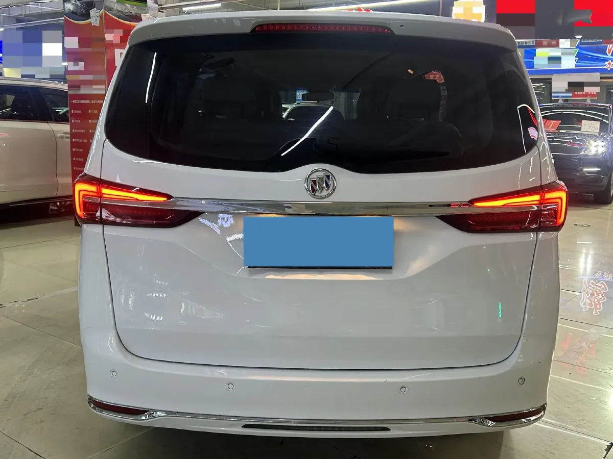 2022 Buick GL8 2.0T 237HP L4 9AT,autocango,china used car exporter,china ev exporter,chinese used car exporter,chinese used ev exporter