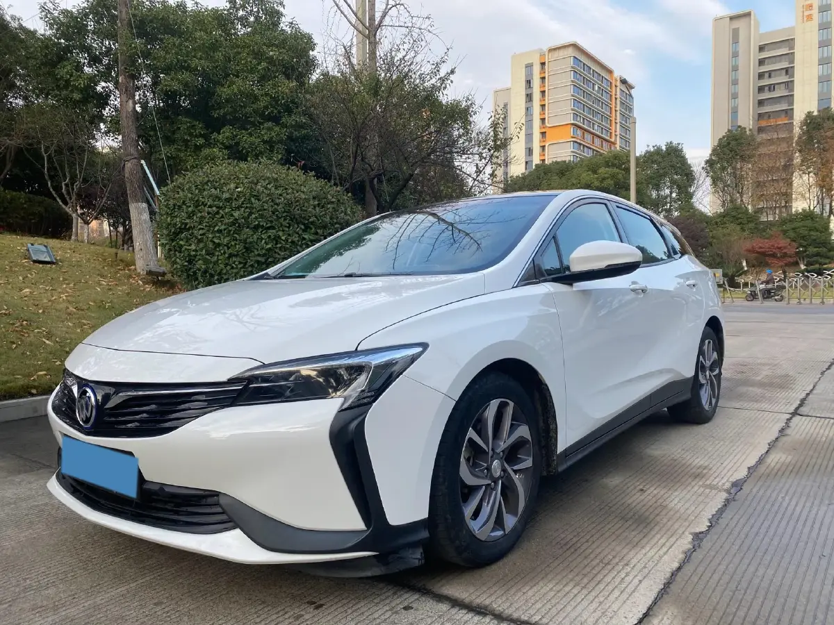 2022 Buick Velite 6 1.5L 102HP L4 E-CVT PHEV 9.5KWH