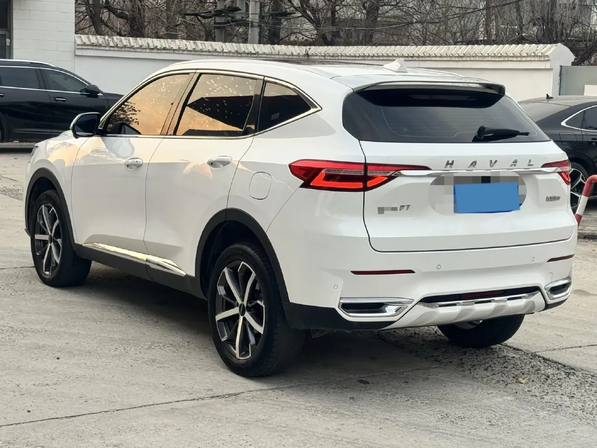 2021 Haval F7 1.5T 169HP L4 7DCT,autocango,china used car exporter,china ev exporter,chinese used car exporter,chinese used ev exporter