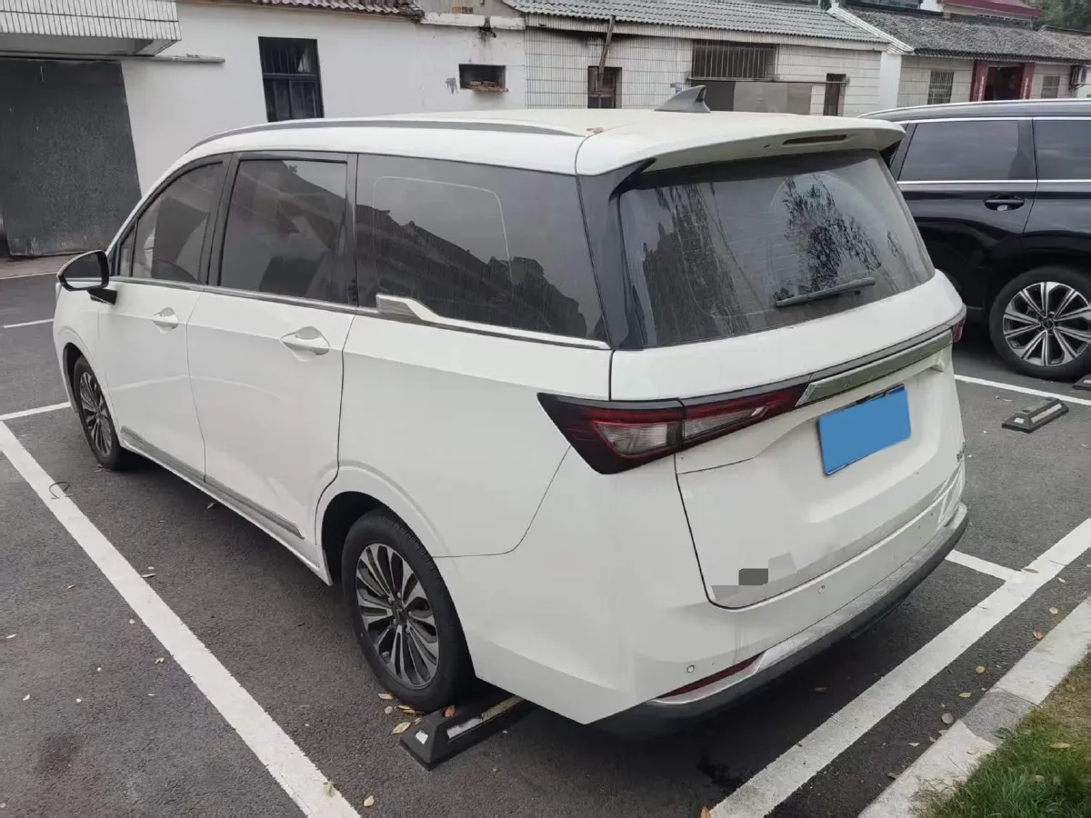 2022 Venucia T60 1.6L 126HP L4 CVT,autocango,china used car exporter,china ev exporter,chinese used car exporter,chinese used ev exporter
