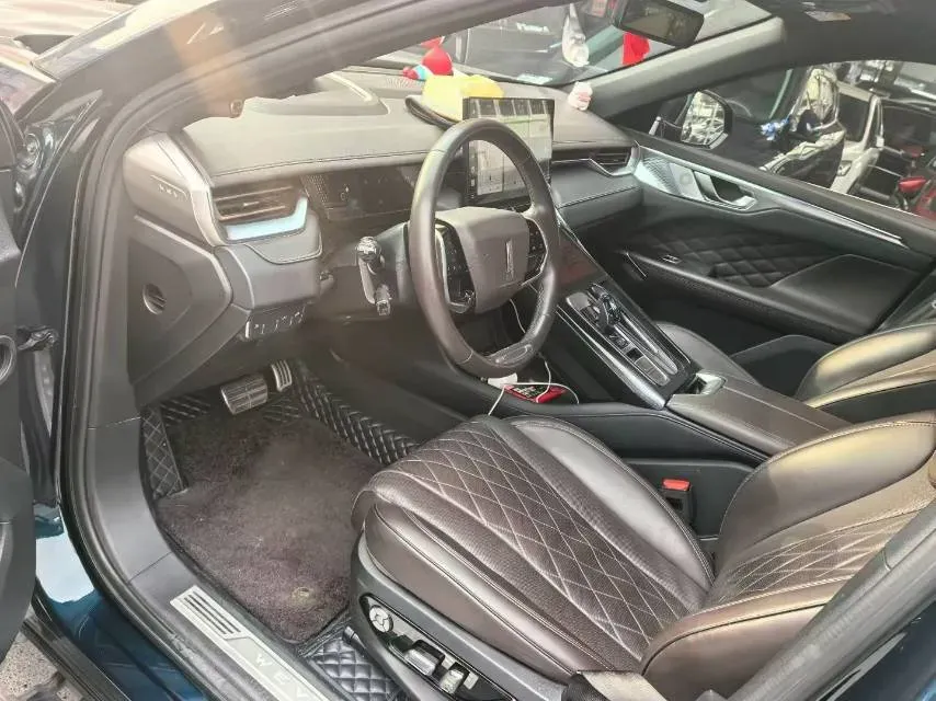 2022 WEY Mocha 1.5T 156HP L4 2DHT PHEV 39.67KWH,autocango,china used car exporter,china ev exporter,chinese used car exporter,chinese used ev exporter