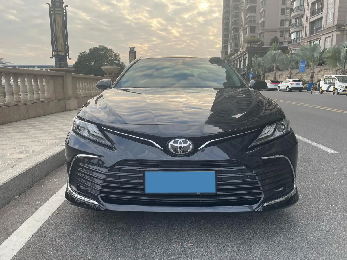 2021 Toyota Camry 2.5L 209HP L4 8AT,autocango,china used car exporter,china ev exporter,chinese used car exporter,chinese used ev exporter