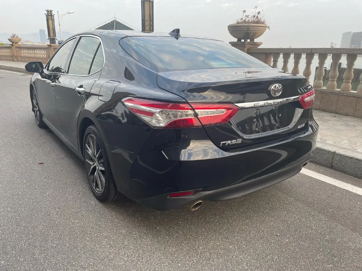 2021 Toyota Camry 2.5L 209HP L4 8AT,autocango,china used car exporter,china ev exporter,chinese used car exporter,chinese used ev exporter