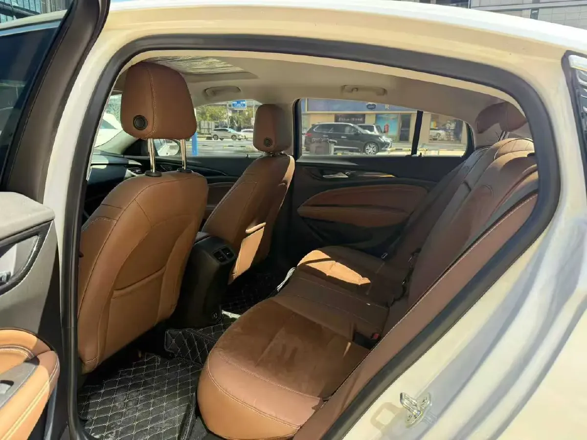 2024 Buick Regal 2.0T 237HP L4 9AT,autocango,china used car exporter,china ev exporter,chinese used car exporter,chinese used ev exporter