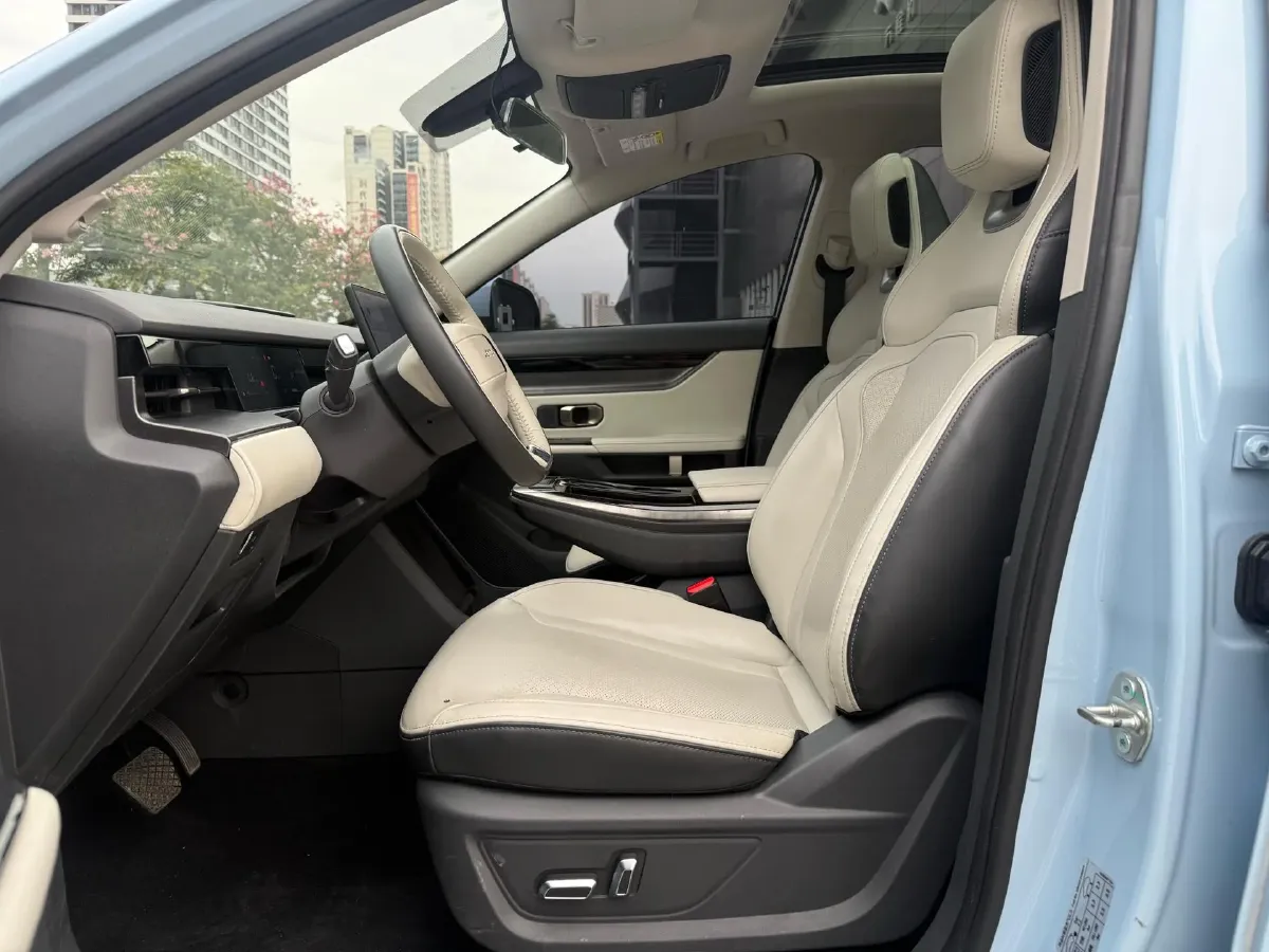 2022 Jetour DASHING 1.6T 197HP L4 7DCT,autocango,china used car exporter,china ev exporter,chinese used car exporter,chinese used ev exporter