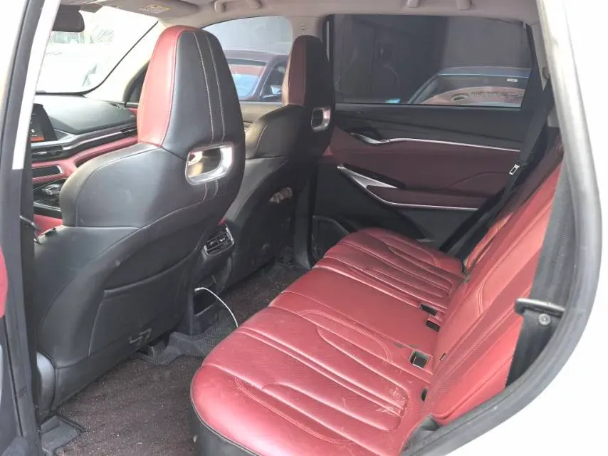 2020 ChangAn CS75 Plus 2.0T 233HP L4 8AT,autocango,china used car exporter,china ev exporter,chinese used car exporter,chinese used ev exporter