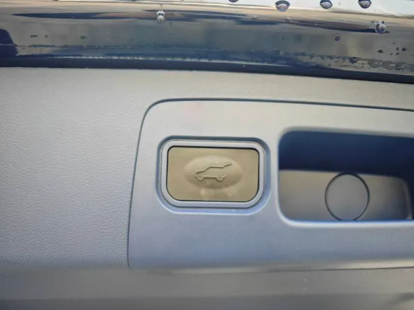 2020 Buick GL8 2.0T 237HP L4 9AT,autocango,china used car exporter,china ev exporter,chinese used car exporter,chinese used ev exporter