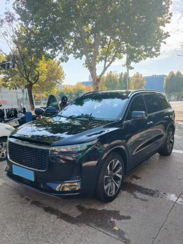 2021 Li ONE Range Extended 131HP REEV 40.5KWH