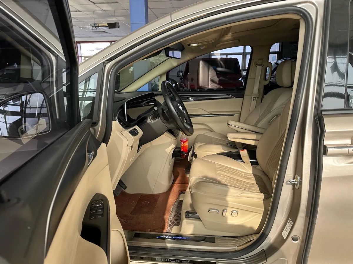 2022 Buick GL8 2.0T 237HP L4 9AT,autocango,china used car exporter,china ev exporter,chinese used car exporter,chinese used ev exporter