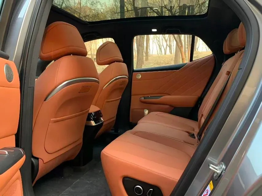 2025 ChangAn QiYuan E07 REEV 150HP REEV 39.05KWH,autocango,china used car exporter,china ev exporter,chinese used car exporter,chinese used ev exporter