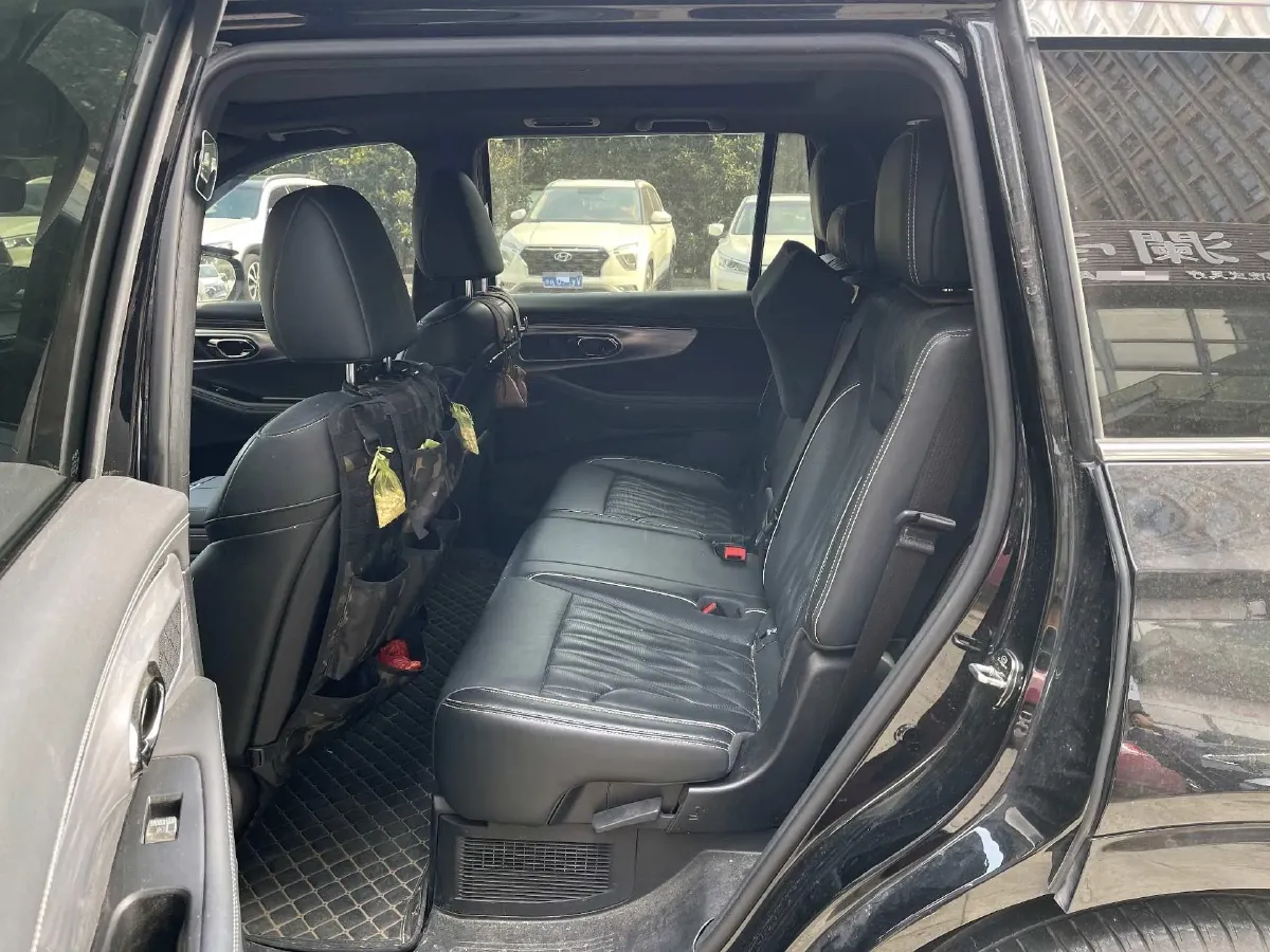 2022 GAC Trumpchi GS8 2.0T 190HP L4 E-CVT Hybrid,autocango,china used car exporter,china ev exporter,chinese used car exporter,chinese used ev exporter