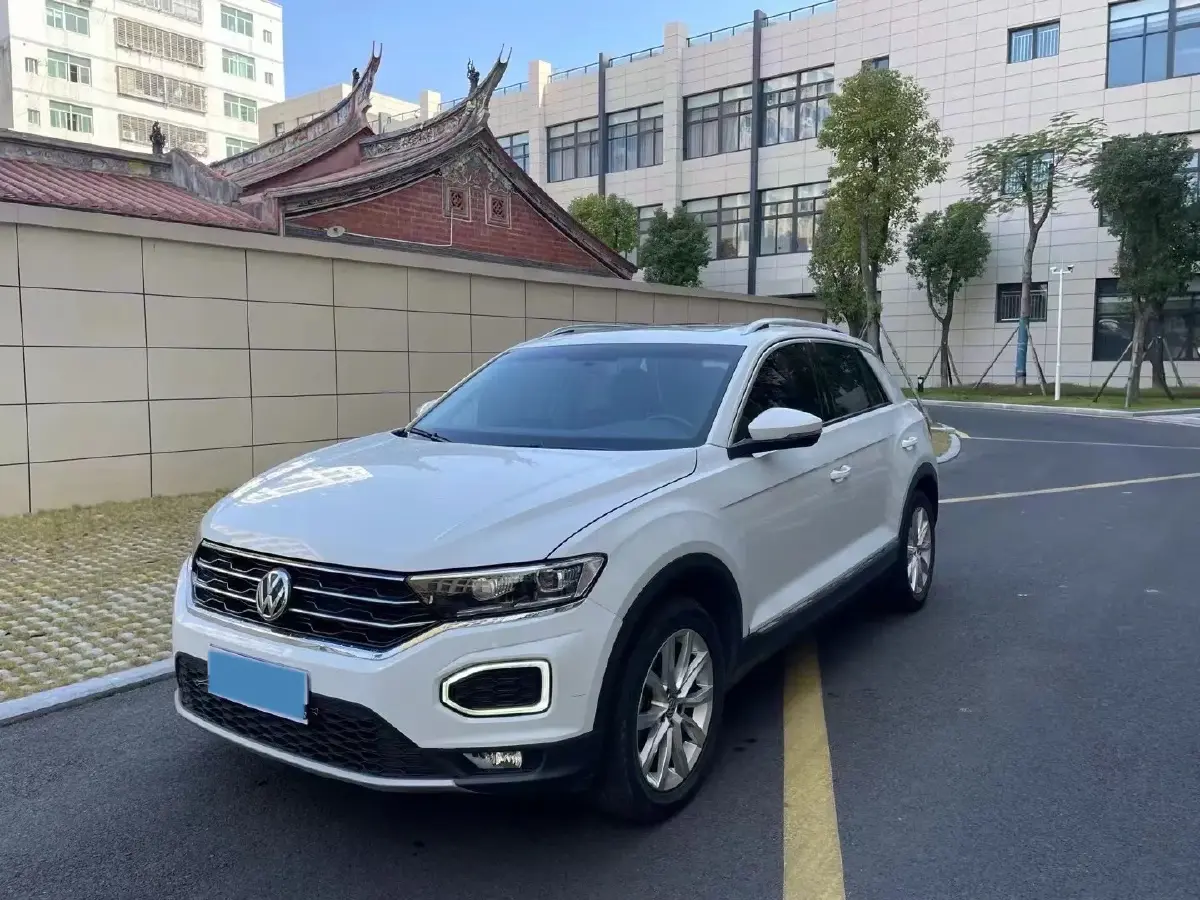 2019 Volkswagen T-Roc 1.4T 131HP L4 7DCT