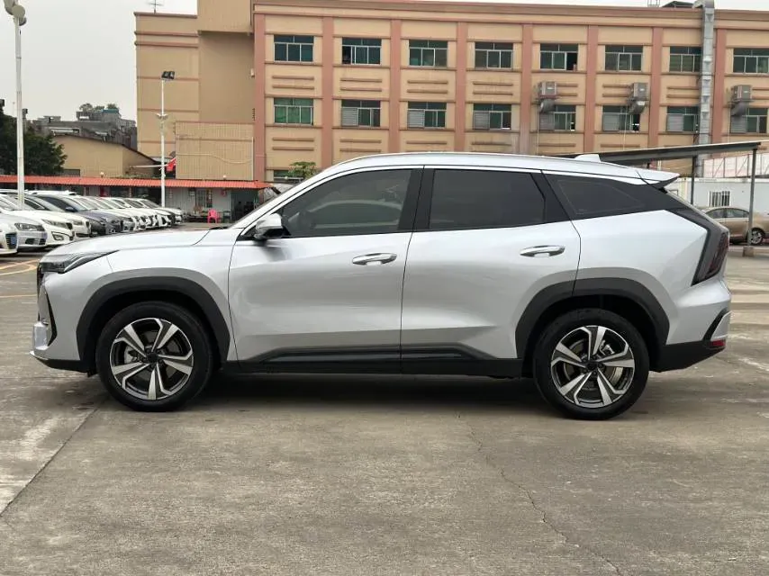 2025 Geely StarRay 1.5T 181HP L4 7DCT,autocango,china used car exporter,china ev exporter,chinese used car exporter,chinese used ev exporter